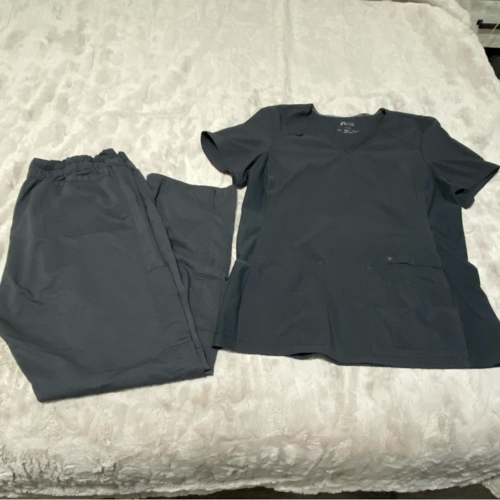 Cherokee scrubs